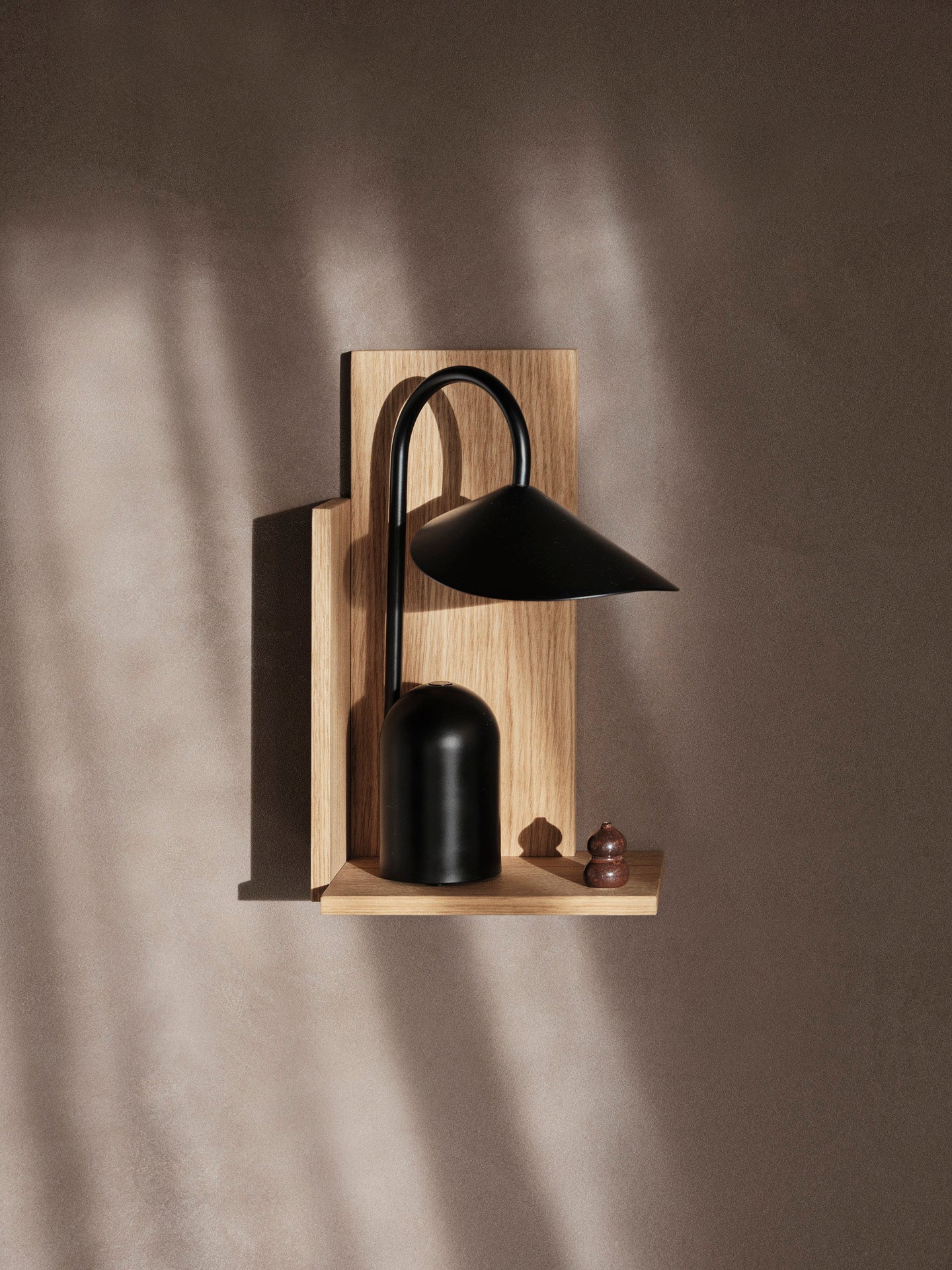 Arum Portable Lamp - Black