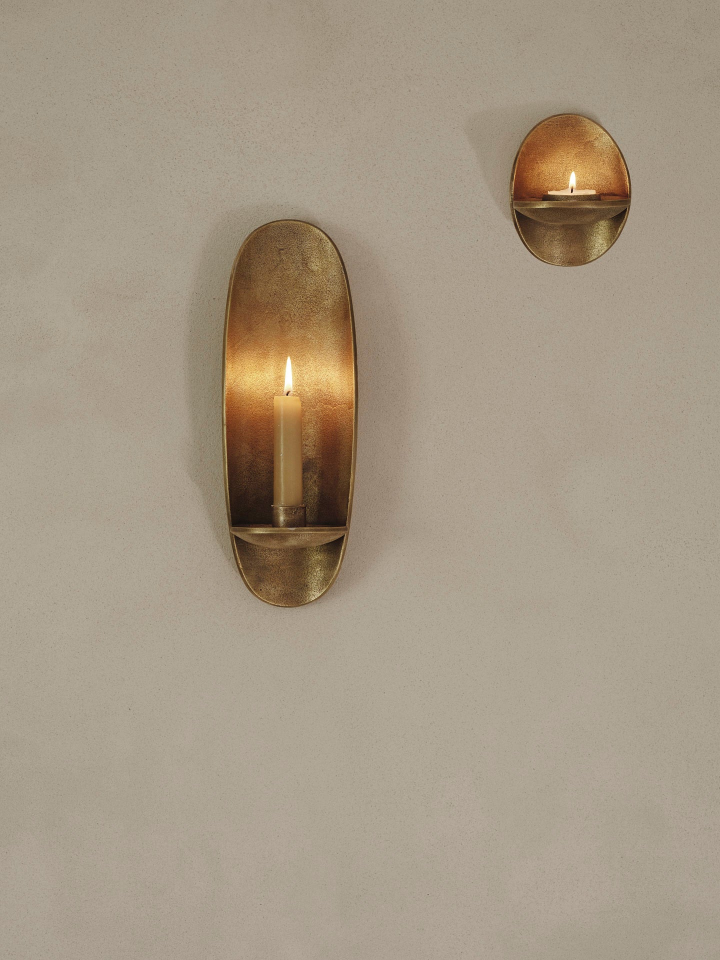 Agapé Wall Candle Holder - Brass Finish
