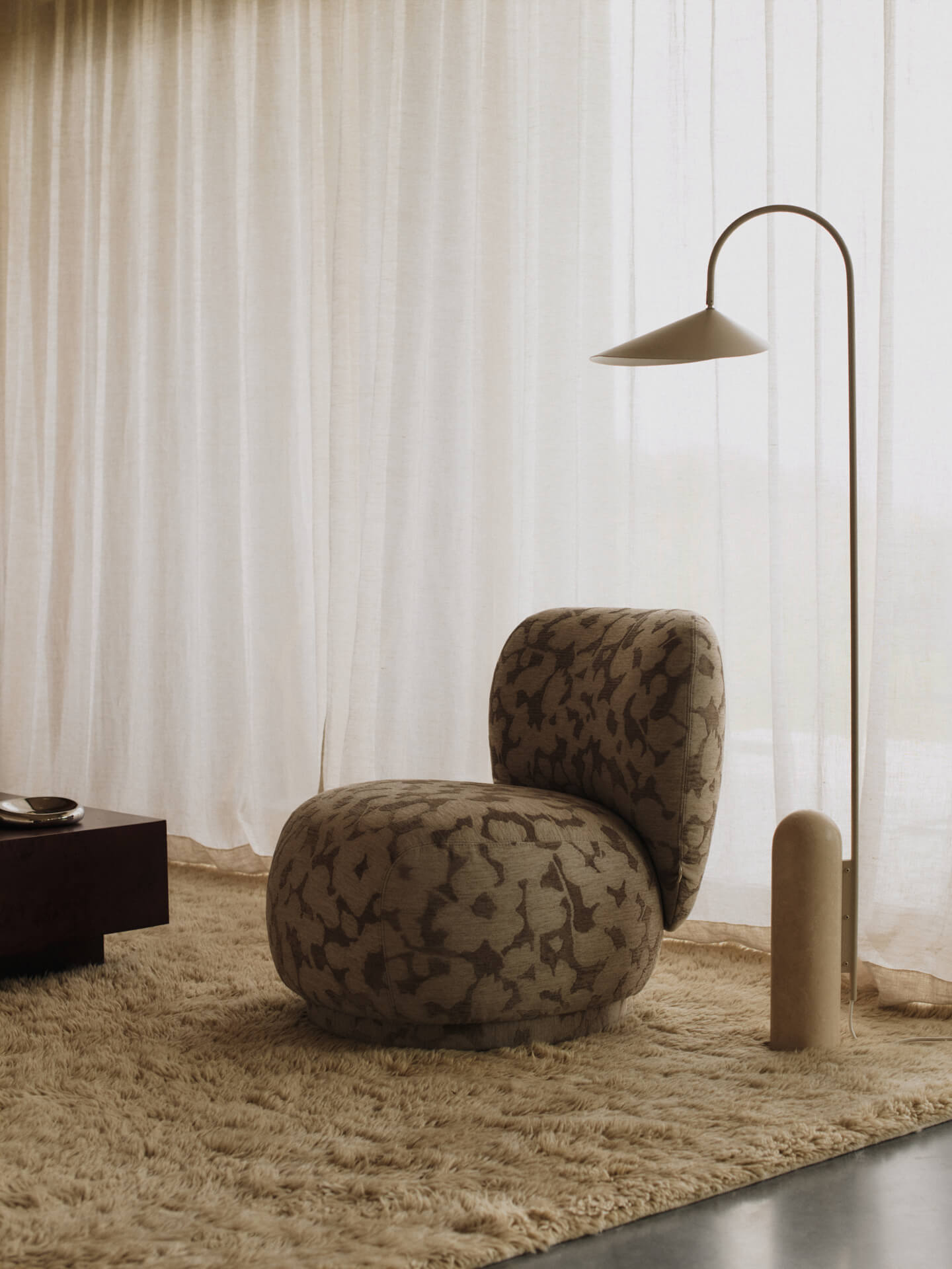 Arum Floor Lamp - Cashmere by Ferm Living | metal stem and