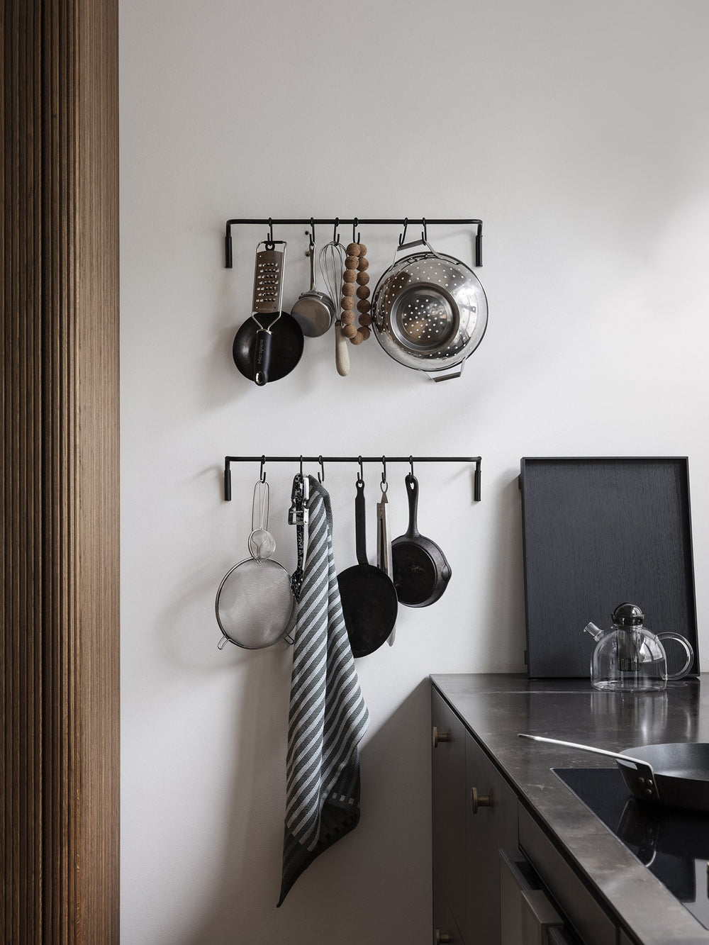 Cooking Rod Kitchen rod in black brass for your cooking utensils – Ferm Living
