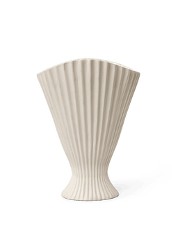 Fountain Vase in off-white, large fan-shaped vase with pleated ribbing